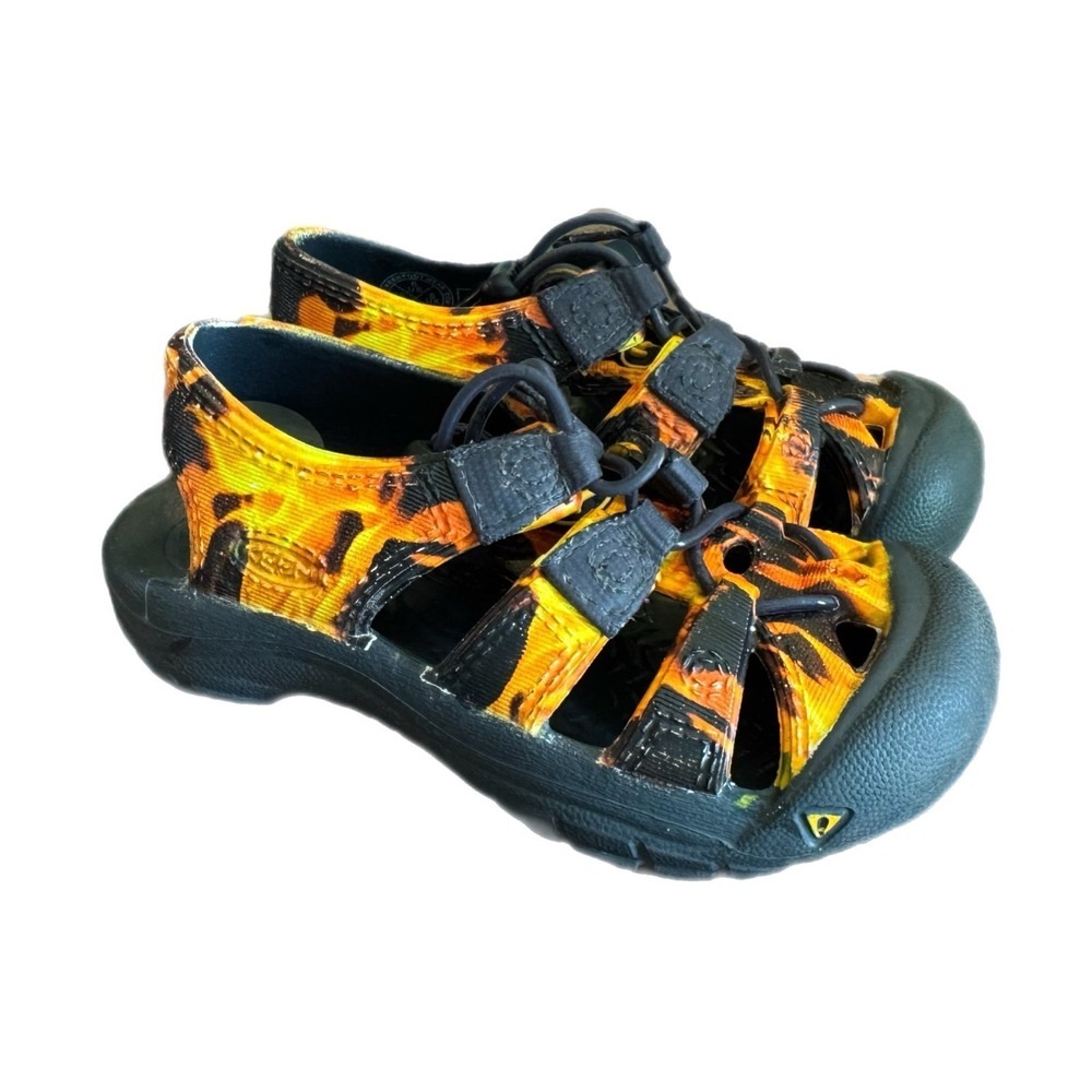 Keen toddler kids Sunport Sandals flames boy size 6 waterproof creek hiking rare